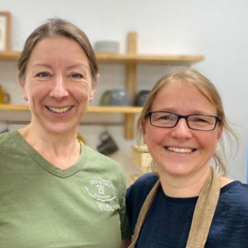 Foto von Yvonne und Hilke, Gründerinnen von „Stück für Stück“